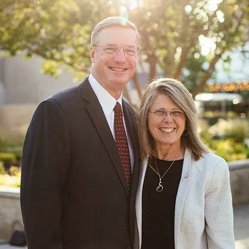 Cindy Steinbeck ‘02 and Steve Schedler ‘84