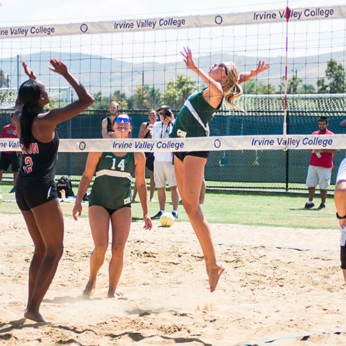 CUI women's water polo player setting to score