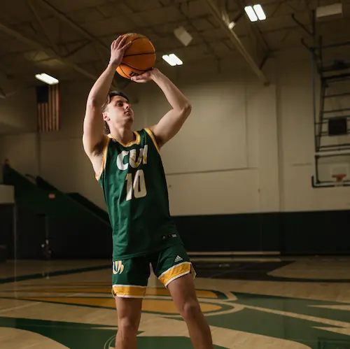 Connor Gleason on the court