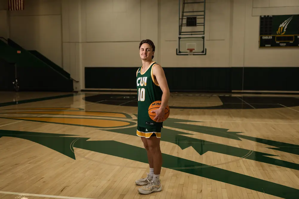 Connor Gleason on the court